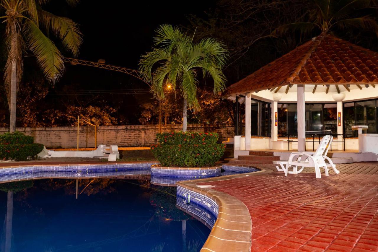 Cottage house Nueva Gorgona Exterior photo