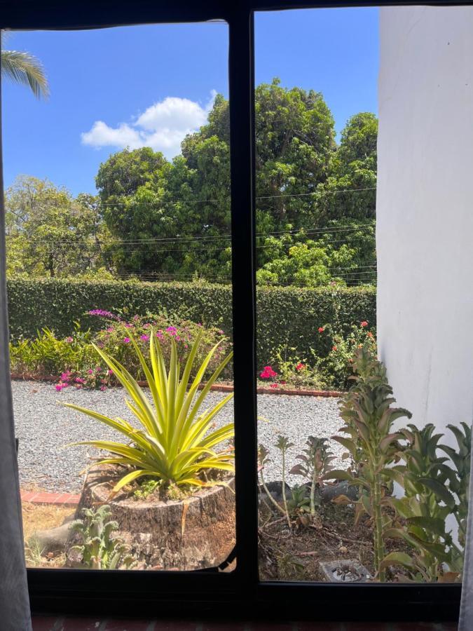Cottage house Nueva Gorgona Exterior photo